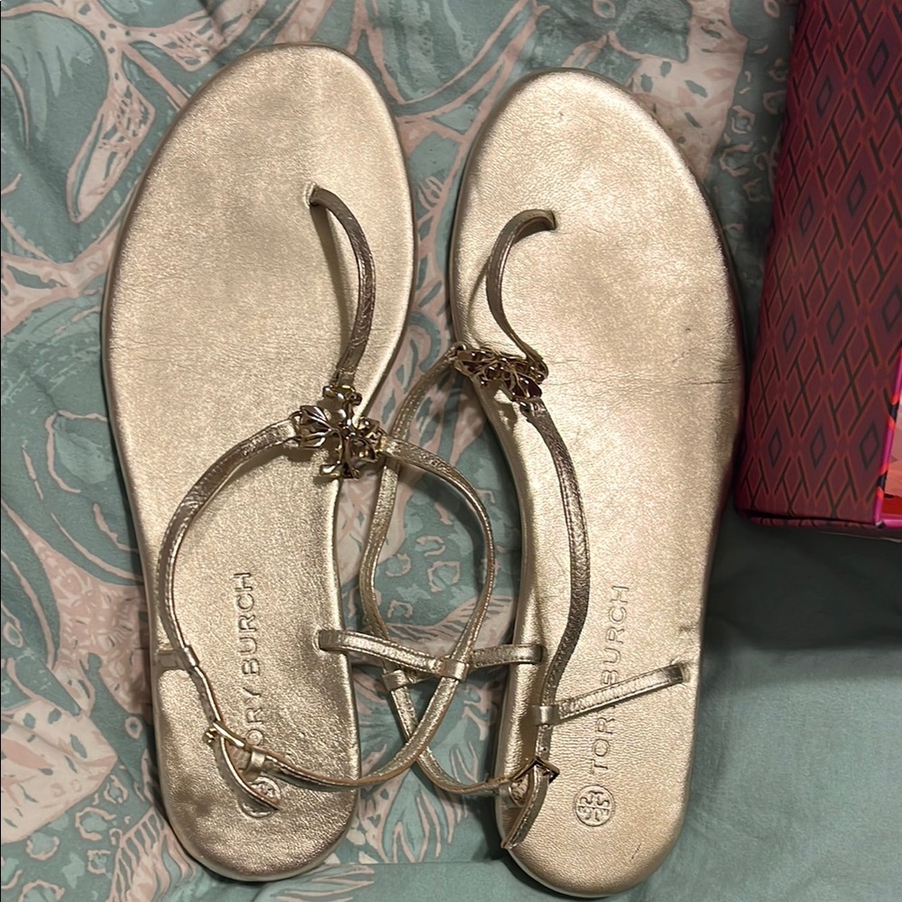 Tory Burch Gold Minimalist Sandals Capri strap Size 9